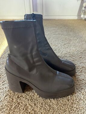 Platform Block Heel Ankle Boots in Gray